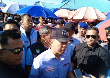ASR Berkunjung di Pelelangan Ikan Kendari, Aspirasi Pedagang Perbaikan Fasilitas Pasar