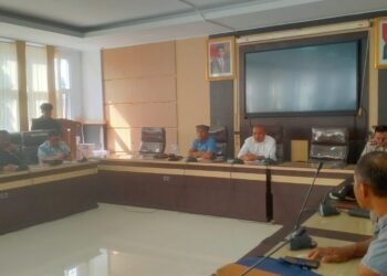 DPRD Kota Kendari Rekomendasikan Pembongkaran Pagar yang Tutup Jalan Warga di Megros
