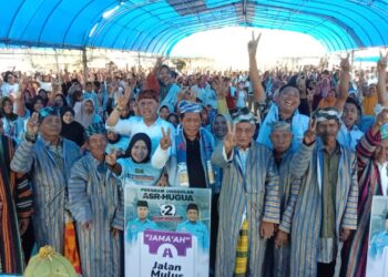 ASR-Hugua Sampaikan Solusi Terhadap Keluhan Masyarakat Saat Kampanye di Kapontori Buton