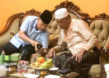 Setelah LA, Andi Sumangerukka Ketemu LM Sjafei Kahar