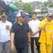 La Ode Azhar Dampingi Pj Wali Kota Kendari Meninjau Drainase Tersumbat di Kelurahan Dapu Dapura