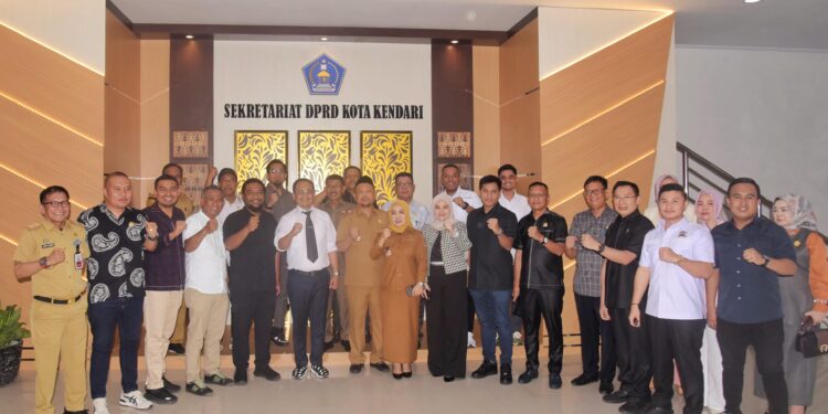 Pj Wali Kota Parinringi Silaturahmi ke DPRD Kota Kendari