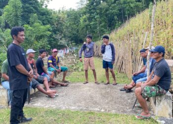 Jaga Kebersihan Lingkungan, Pemdes Labunti Bersama Fokmapp Gelar Kerja Bakti