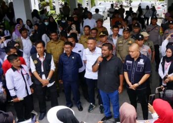 DPRD Kota Kendari Siap Perjuangkan Nasib Honorer R2 dan R3