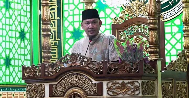 Wakil Wali Kota Kendari Safari Ramadan di Masjid Baitul Izzah Watubangga