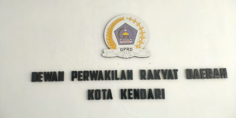 Dewan Dukung Langkah Pemkot Kendari Libatkan Camat dan Lurah Dalam Penanganan Sampah
