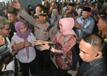 Pemimpin Baru, Siska dan Sudirman Tiba di Kota Kendari