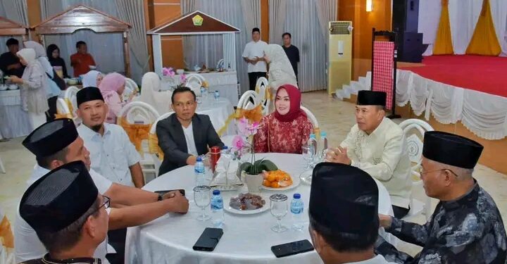Wali Kota Kendari dan Wakil Wali Kota Halal Bi Halal Bersama Gubernur Sultra