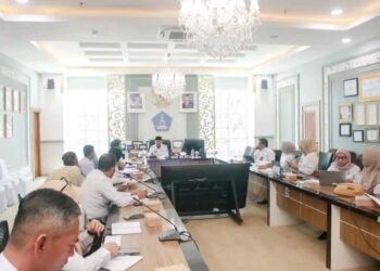 Pemkot Serahkan Pengelolan Empat Pasar Kepada Perumda Pasar Kota Kendari