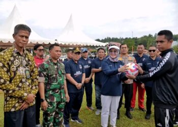 Siska Karina Imran Resmi Buka Open Tournament Sepak Bola Wali Kota Cup I