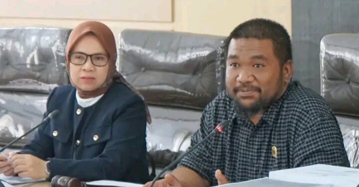 Banggar DPRD Rapat Pembahasan Pertanggung Jawaban Pelaksanaan APBD Kota Kendari 2024