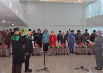 Siska Karina Imran Resmi Lantik Amir Hasan sebagai Sekda Kota Kendari