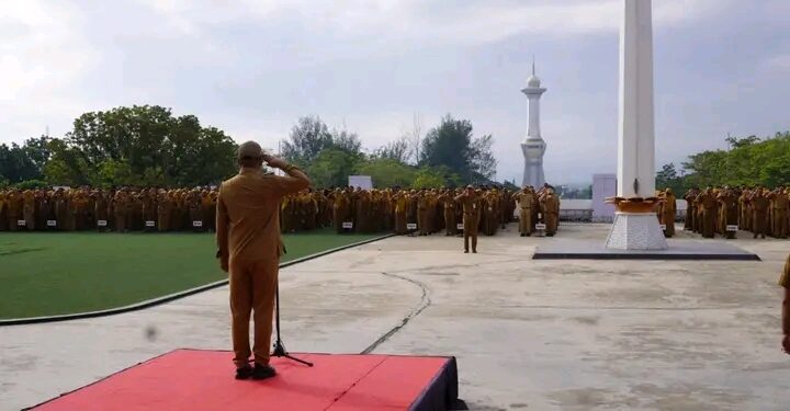 Wakil Wali Kota Kendari Tegaskan Pentingnya Pelayanan Ramah dan Disiplin ASN