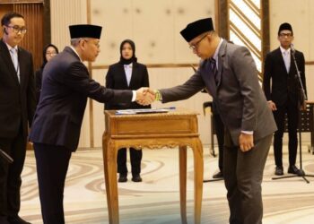 Prof Armid Resmi Jadi Rektor Universitas Halu Oleo 2025-2029