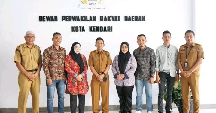 Sekretariat DPRD Kota Kendari Terima Kunker Anggota DPRD Konawe Kepulauan Konsultasi Pengembangan Ekonomi
