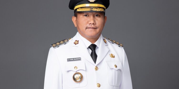 Lobi Bupati La Ode Darwin ke Pemerintah Pusat Berbuah Manis untuk Mubar