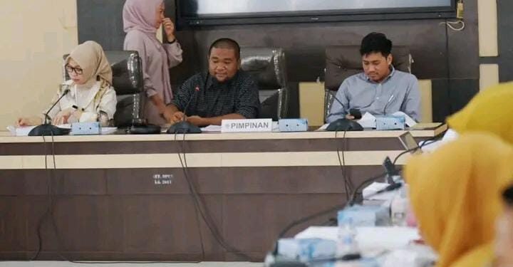 Bahas KUA-PPAS 2026, Ketua DPRD Dorong Pemkot Kendari Menggali Potensi Baru PAD