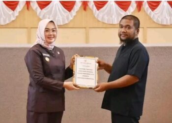 DPRD Sepakati Bahas Raperda APBD Kota Kendari 2026
