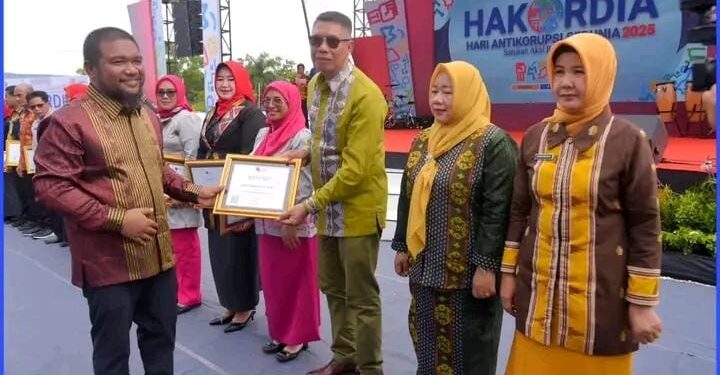 Hadiri Peringatan Harkodia, Ketua DPRD Kota Kendari Tegaskan Komitmen Antikorupsi
