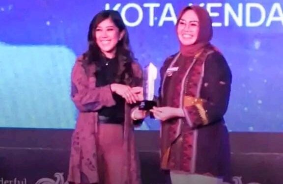 Pemkot Kendari Raih Penghargaan Layanan Call Center Terbaik Dari Komdigi