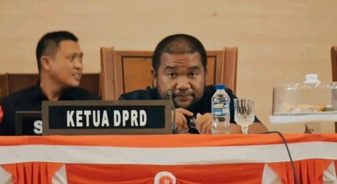 Dewan Apresiasi Pemkot Kendari Naikan Gaji Petugas Kebersihan