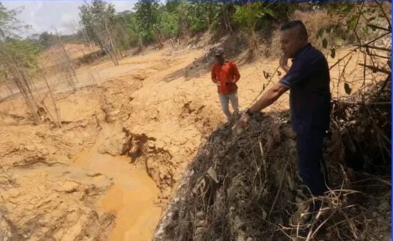 Tindak Lanjut Aduan Masyarakat, Dewan Tinjau Lokasi Banjir dan PT. Samator Indo Gas Terkait Izin