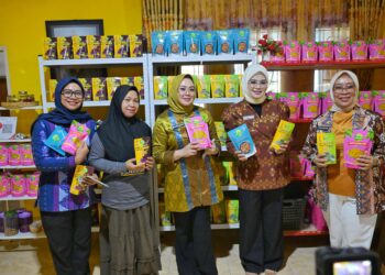 Wali Kota Kendari Kunjungi Sejumlah Sentra Kerajinan yang Akan Tampil di Event UCLG ASPAC