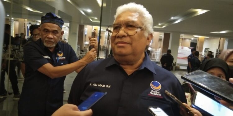 Duduk di Kursi Belakang Rakerwil NasDem, Ali Mazi Sebut La Ode Tariala Tidak Bekerja