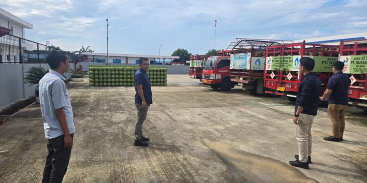 Pastikan Stok Aman, Ditreskrimsus Polda Sultra Cek Distribusi Gas LPG 3 Kg di SPBE Kendari