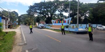 Ditlantas Polda Sultra Tingkatkan Pengamanan dan Pengaturan Lalu Lintas di Pantai Nambo