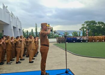 Pimpin Apel Gabungan, Sekda Tegaskan Disiplin dan Loyalitas ASN Pemkot Kendari