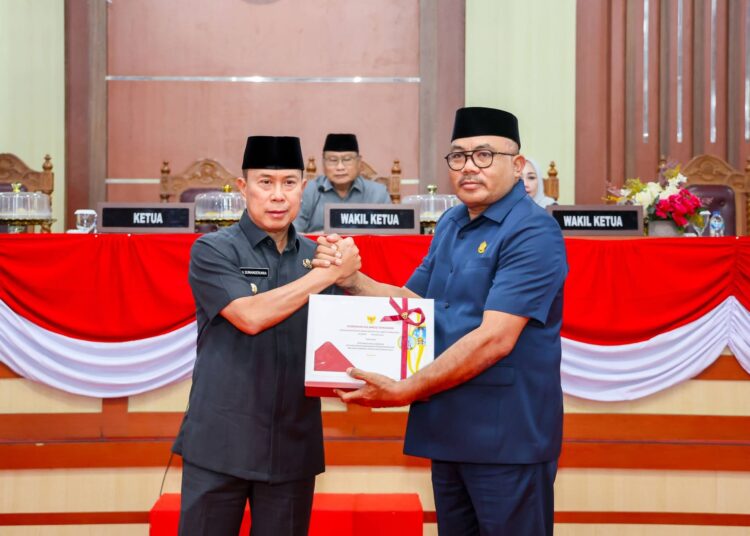 Gubernur Sultra Sampaikan Ranperda Pertanggungjawaban Pelaksanaan APBD Tahun Anggaran 2025 kepada DPRD
