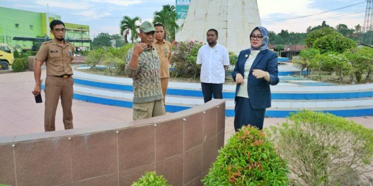 Wali Kota Kendari Bersama Ketua DPRD Tinjau Penataan Bundaran Adi Bahasa