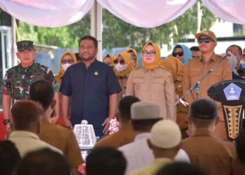 Dihapan Wali Kota Kendari Warga Kadia-Wuawua Keluhkan Persoalan Banjir dan LPG 3 Kg