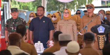 Dihapan Wali Kota Kendari Warga Kadia-Wuawua Keluhkan Persoalan Banjir dan LPG 3 Kg