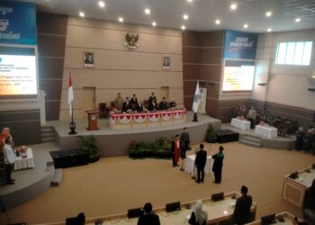 La Yuli Resmi Gantikan Rizki Brilian Pagala Sebagai Wakil Ketua DPRD Kota Kendari