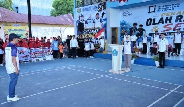 Wali Kota Kendari Buka Lomba Antar RT di Kelurahan Bende