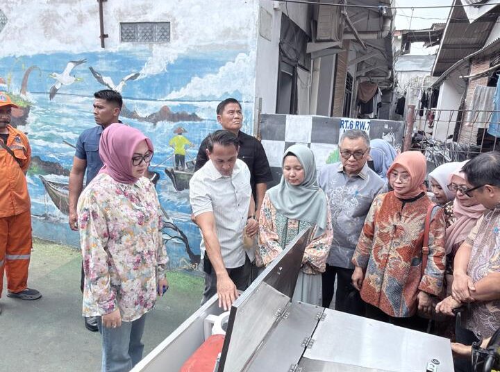 Wali Kota Kendari Kunjungi RT.11/RW.07 Gandaria Utara Terkait Pengelolaan Lingkunan Secara Terpadu