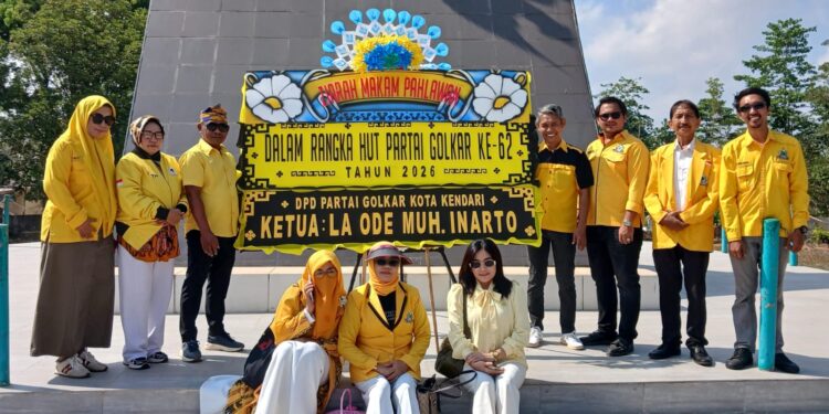HUT ke-62, Partai Golkar Kota Kendari Ziarah ke Makam Pahlawan